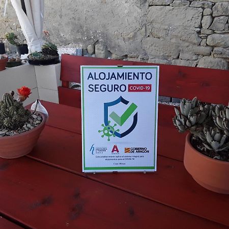 Gasthaus Casa Oliban Arbaniés Exterior foto